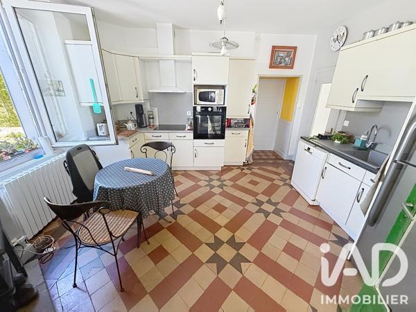 Maison à vendre 7 pièces 263 m² Parthenay