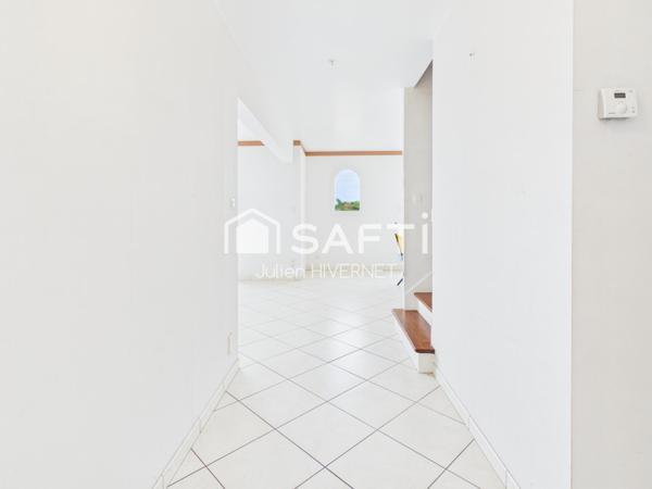 Maison contemporaine de 242m2