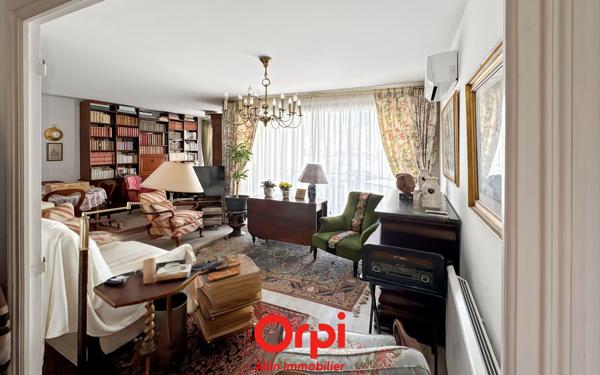 Appartement à vendre    3 pièces •  Montluçon