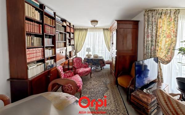Appartement à vendre    3 pièces •  Montluçon
