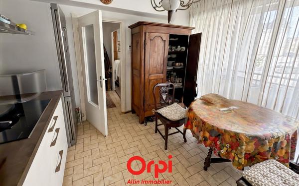 Appartement à vendre    3 pièces •  Montluçon