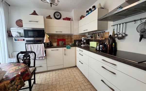 Appartement à vendre    3 pièces •  Montluçon