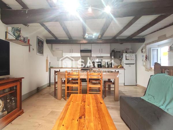 Maison de Ville au Cœur de Bezouce