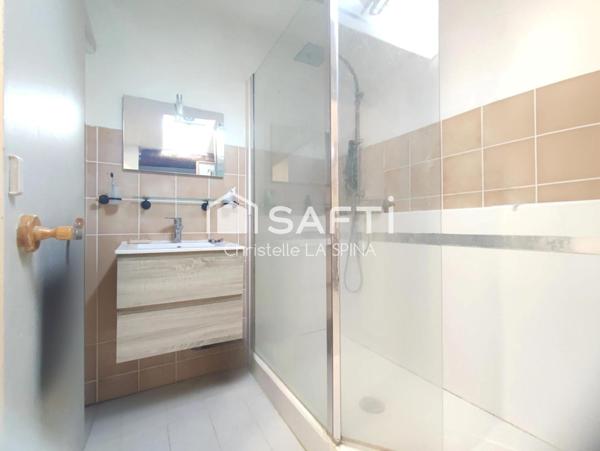 Maison de Ville au Cœur de Bezouce