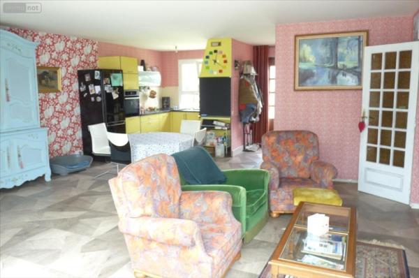 Pavillon à vendre à Saint-Georges-Buttavent en Mayenne (53100), ref : 53075-DLS45