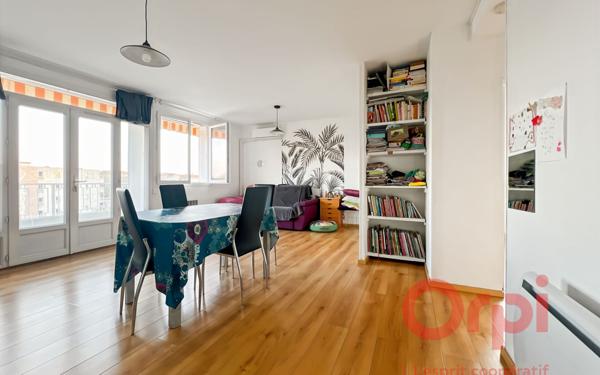 Appartement à vendre    3 pièces • 64,88 m2 Fréjus