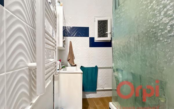 Appartement à vendre    3 pièces • 64,88 m2 Fréjus