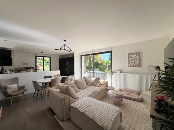 Vente / Maison d'architecte à Bouafle (78410)