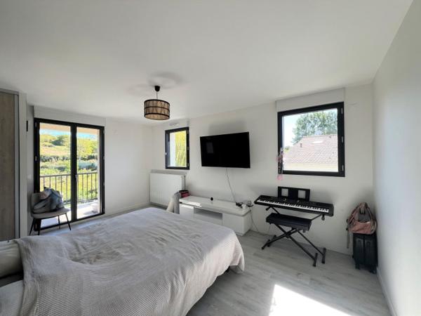 Vente / Maison d'architecte à Bouafle (78410)