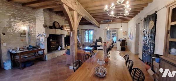 6km de VIC-FEZENSAC, maison en pierre de 200m² envi. sur 8000m² de terrain