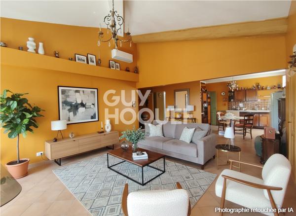 Carpentras - Appartement type 3 de 110 m² avec ascenseur dans ancien Hôtel Particulier