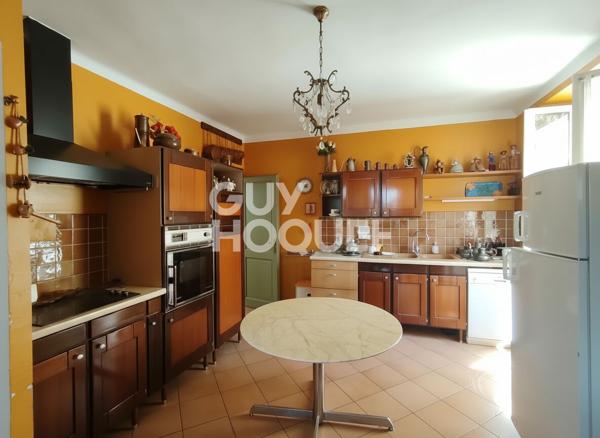 Carpentras - Appartement type 3 de 110 m² avec ascenseur dans ancien Hôtel Particulier