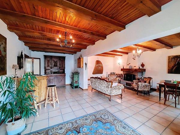 A LUBINE Maison de caractère + activité chambres d'hôtes 481 m² Fort potentiel Cadre nature