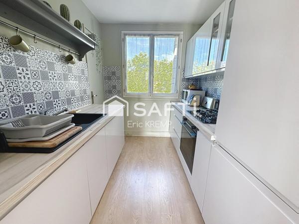 2 chambres, extérieur, dernier étage !