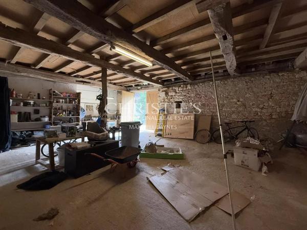 Un domaine de charme avec 2 gîtes et piscine sur 5HA!