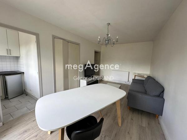 Appartement à LA ROCHE-POSAY, 86270 - 2 pièces 41m²
