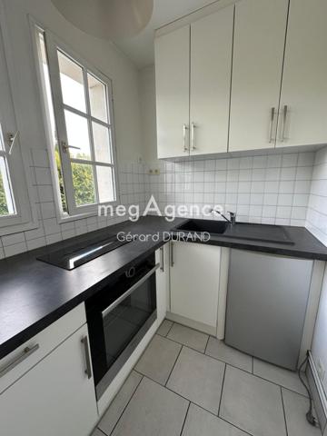 Appartement à LA ROCHE-POSAY, 86270 - 2 pièces 41m²