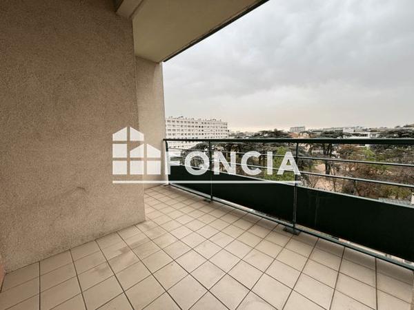 Location Appartement 2 pièces 40 m² - 56, BOULEVARD EUGENE REGUILLON Villeurbanne 69100