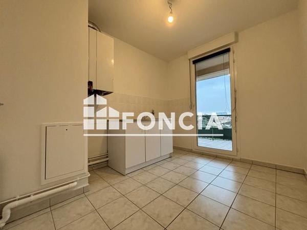 Location Appartement 2 pièces 40 m² - 56, BOULEVARD EUGENE REGUILLON Villeurbanne 69100