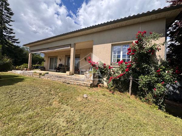 Maison 5 pièces à vendre à Chevanceaux - Réf 3189