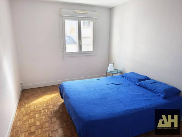 RARE - CENTRE VILLE - APPARTEMENT T4 DE 71 M2 AVEC ASCENSEUR ET BALCON - PARFAIT ÉTAT