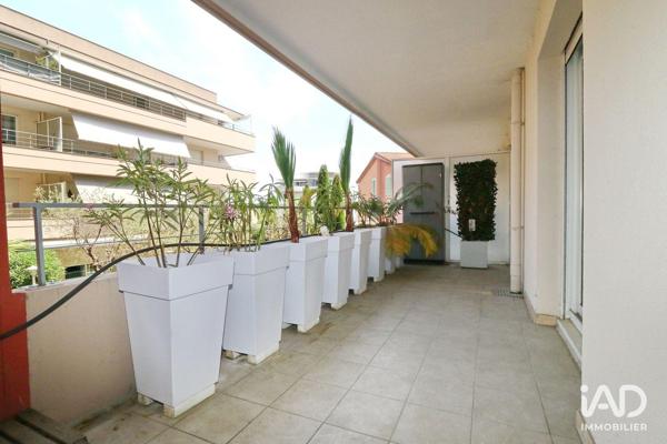 Appartement à vendre 3 pièces 81 m² Mandelieu-la-Napoule