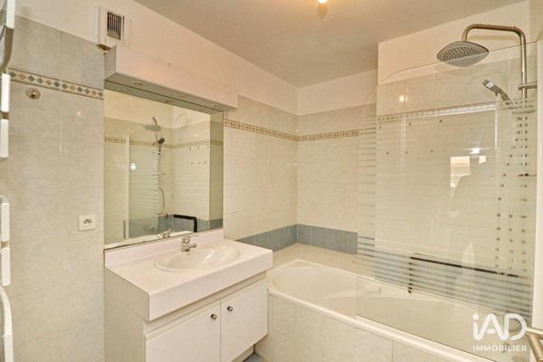 Appartement à vendre 3 pièces 81 m² Mandelieu-la-Napoule