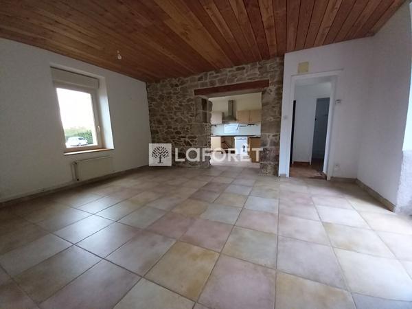 Achat maison près de GUINGAMP - 4 pièce(s) - 96 m² - 159 990 €