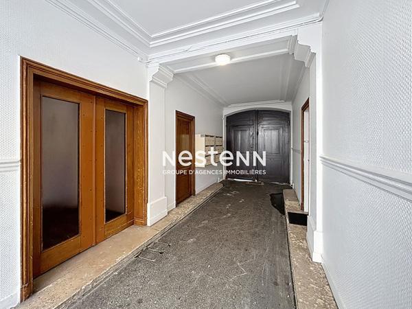 MÉTRO CORENTIN CELTON - Appartement traversant 4 pièces 3 chambres proximité métro en étage