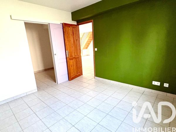 Maison à vendre 5 pièces 127 m² Lachaussée-du-Bois-d'Écu