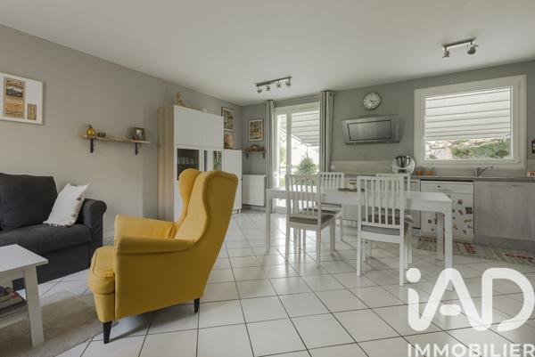 Maison à vendre 5 pièces 88 m² Velaux