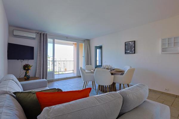 Appartement rénové proche du Port