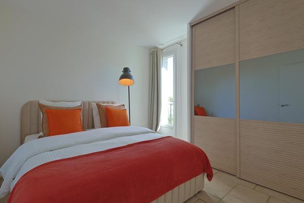 Appartement rénové proche du Port