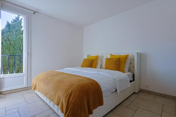 Appartement rénové proche du Port