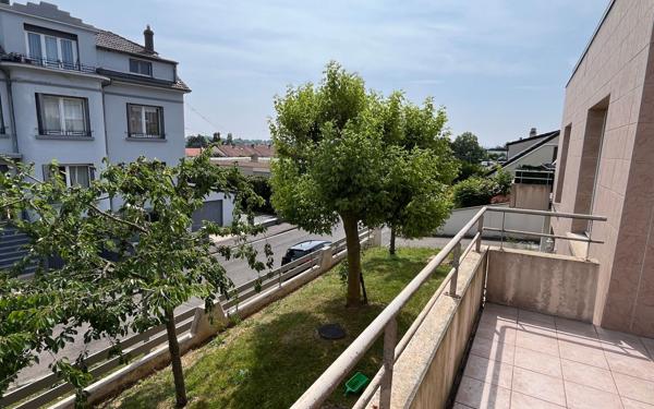 Appartement à vendre    4 pièces • 75 m2 Metz