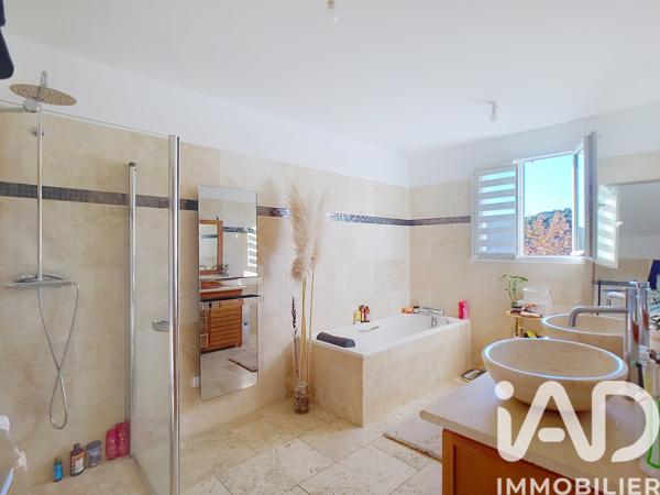 Maison à vendre 6 pièces 150 m² Digne-les-Bains