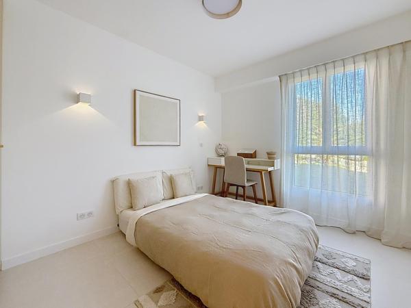 Appartement F3 à vendre  3 pièces - 72 m2 CANNES LA BOCCA - 06