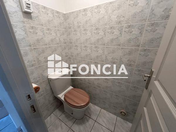 Location Appartement 2 pièces 44.87 m² - 10 BOULEVARD SOUSTRE Digne Les Bains 04000