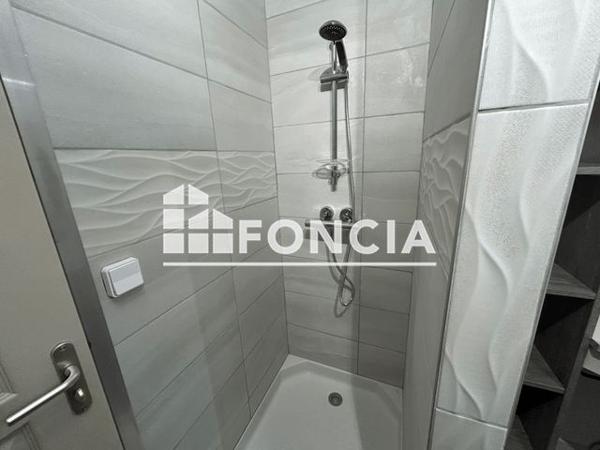 Location Appartement 2 pièces 44.87 m² - 10 BOULEVARD SOUSTRE Digne Les Bains 04000