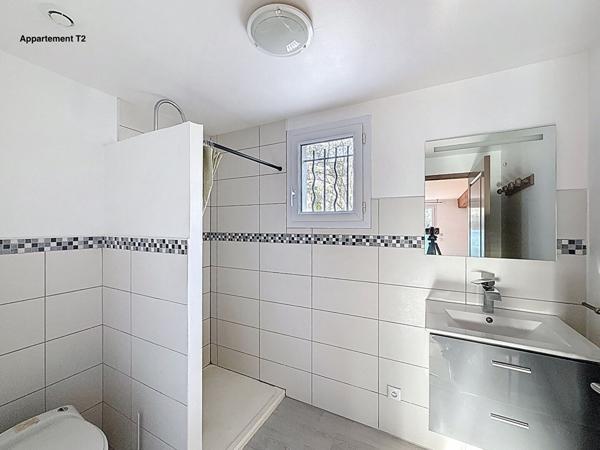 Maison de 150m² à vendre sur Saint Maximin la Sainte Baume avec piscine et dépendance