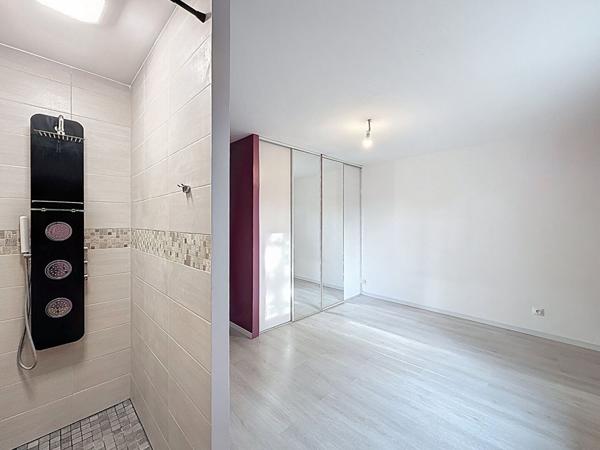 Maison de 150m² à vendre sur Saint Maximin la Sainte Baume avec piscine et dépendance