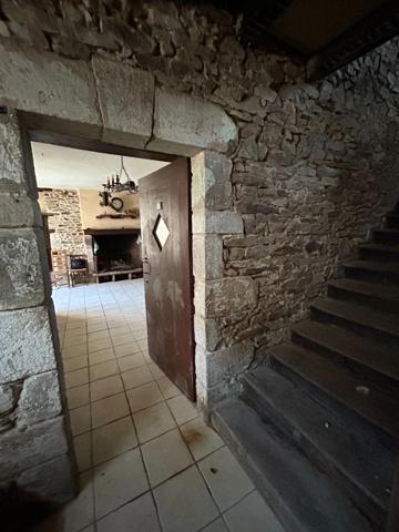 Maison à vendre 8 pièces Proche de CHATEAUPONSAC (87)