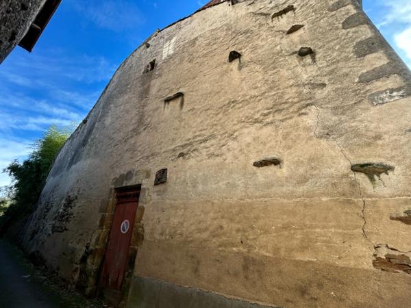 Maison à vendre 8 pièces Proche de CHATEAUPONSAC (87)