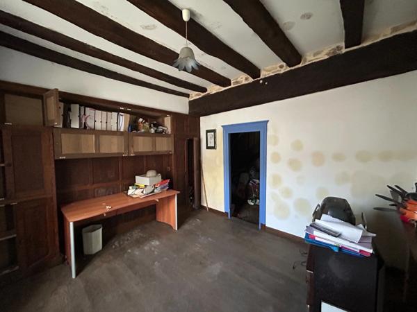 Maison à vendre 8 pièces Proche de CHATEAUPONSAC (87)