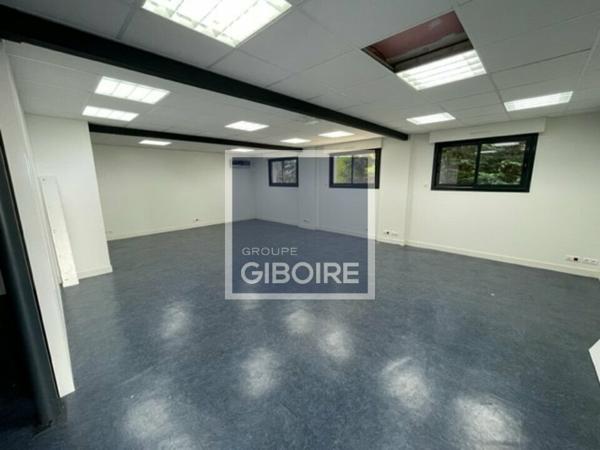 Bureaux - A VENDRE - SAINT GREGOIRE (réf : 35.3620)
