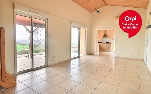 Maison à louer    3 pièces •  Fiac