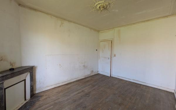 Maison à vendre    4 pièces •  Villers-sous-Pareid