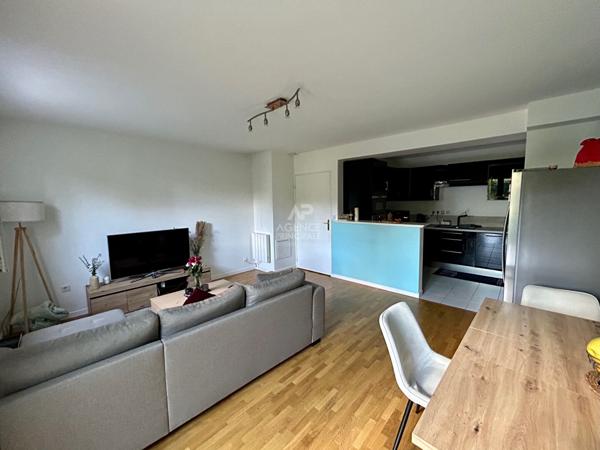 Appartement Carrieres Sous Poissy 3 pièce(s) 65.59 m2 €259 000 ** - Référence 9151