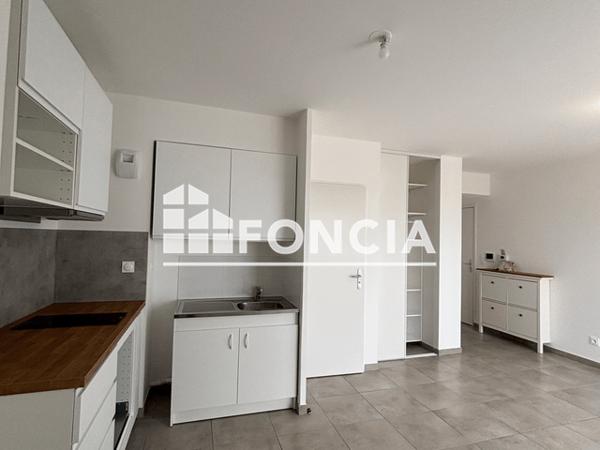 Location Appartement 2 pièces 43.27 m² - 2 RUE PASTEUR Chenove 21300