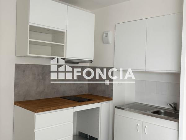 Location Appartement 2 pièces 43.27 m² - 2 RUE PASTEUR Chenove 21300